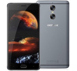 Smartphone with Aliexpress DOOGEE Shoot 1