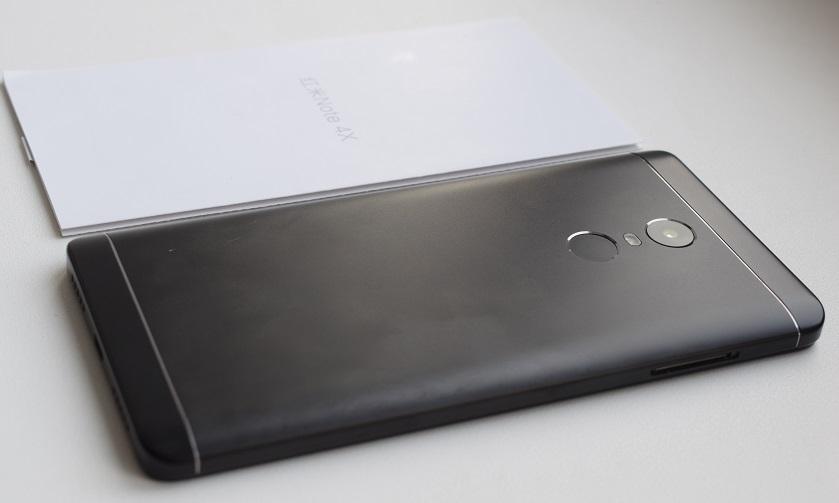 Rear view of Xiaomi Note 4X