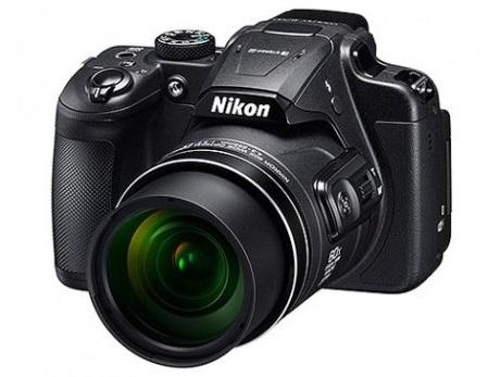 Nikon Coolpix B700