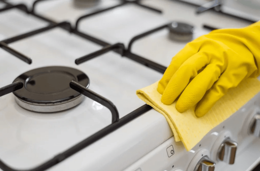 How to clean a gas stove at home