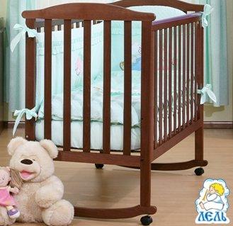 Best Newborn Cribs in 2025