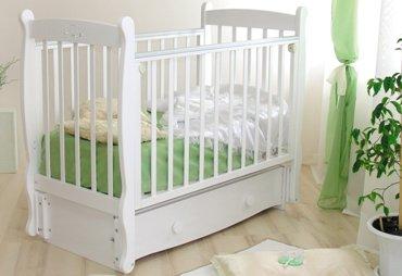 Best Newborn Cribs in 2025