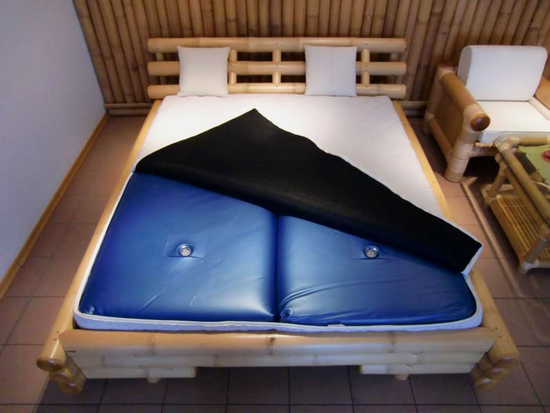 Water mattress